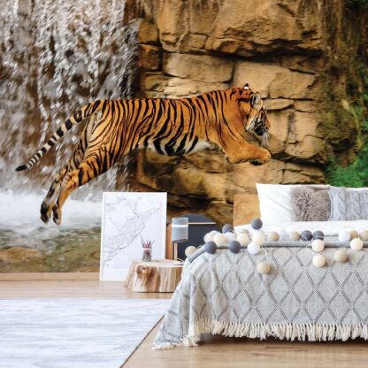 Tiger Waterfall Nature(1963WM)