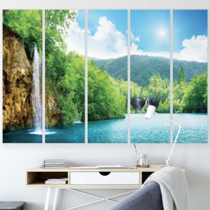 Lakes and Waterfalls (152CV) - Image 4