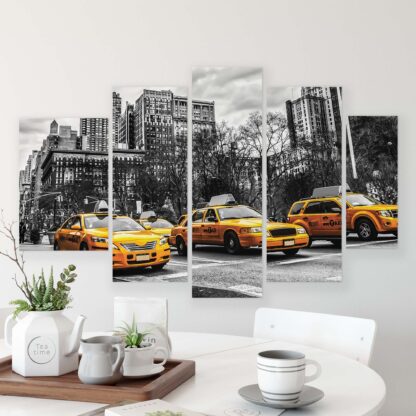 New York (20243CV) - Image 3